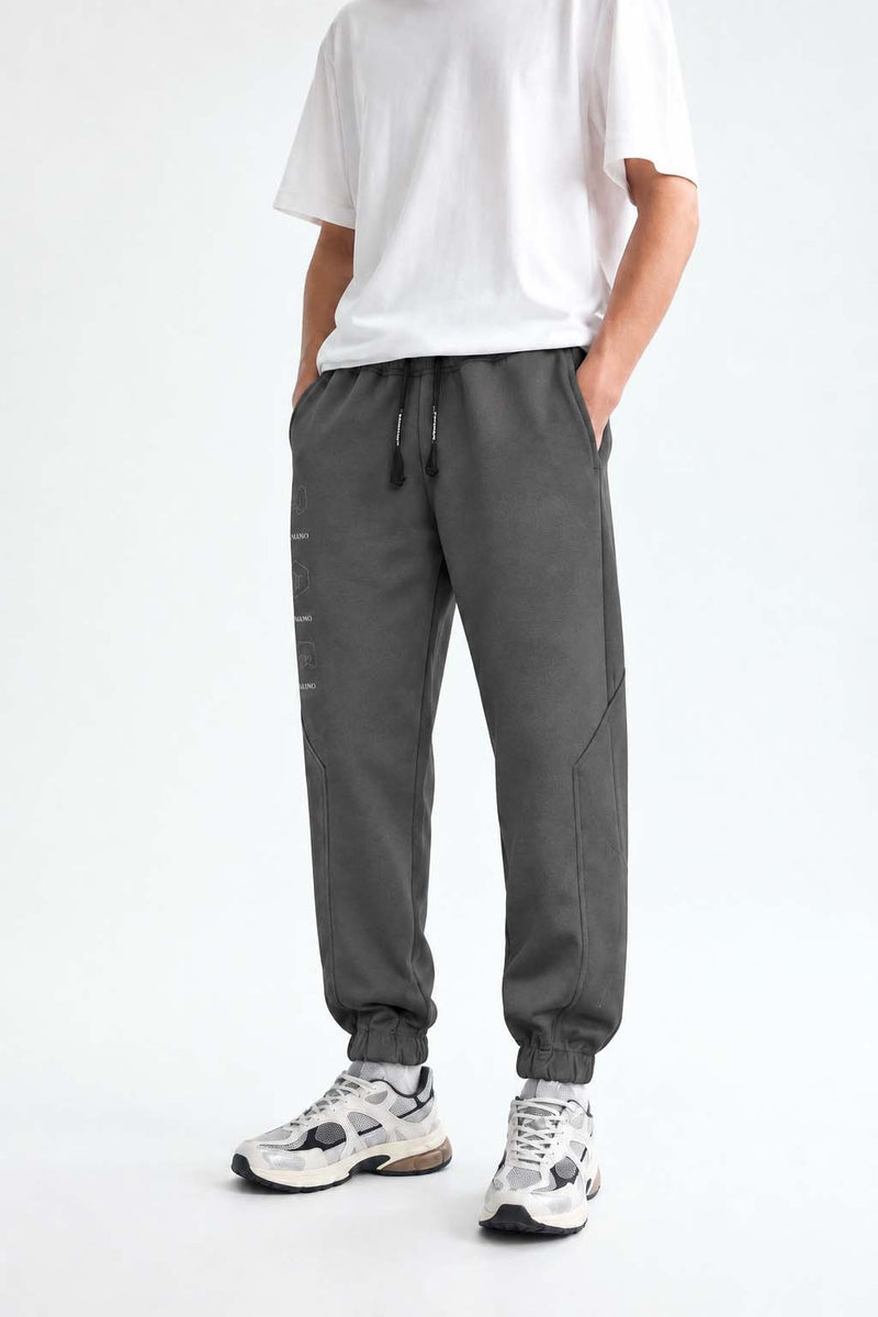 Men's Premium Regular Fit Paneled Fleece Joggers Track pant