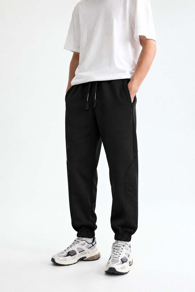 Men's Premium Regular Fit Paneled Fleece Joggers Track pant