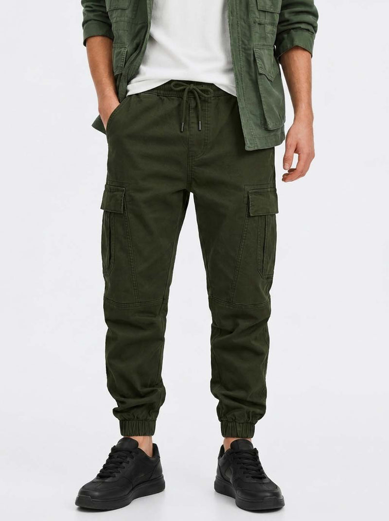Men's Premium Relaxed-Fit Cargo Joggers