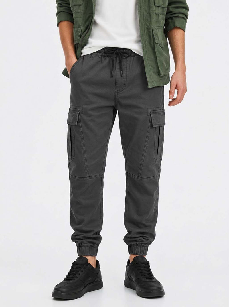 Men's Premium Relaxed-Fit Cargo Joggers
