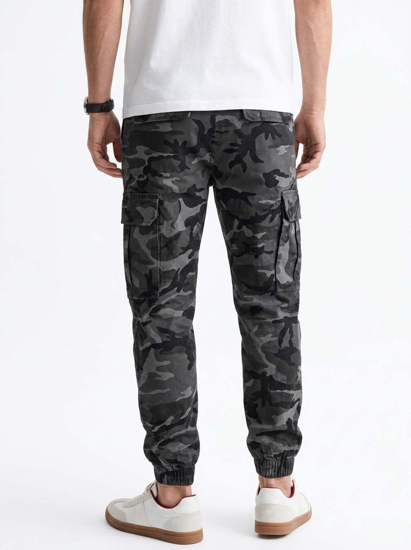 Men’s Premium Camouflage Cargo Jogger Pants – Relaxed Fit