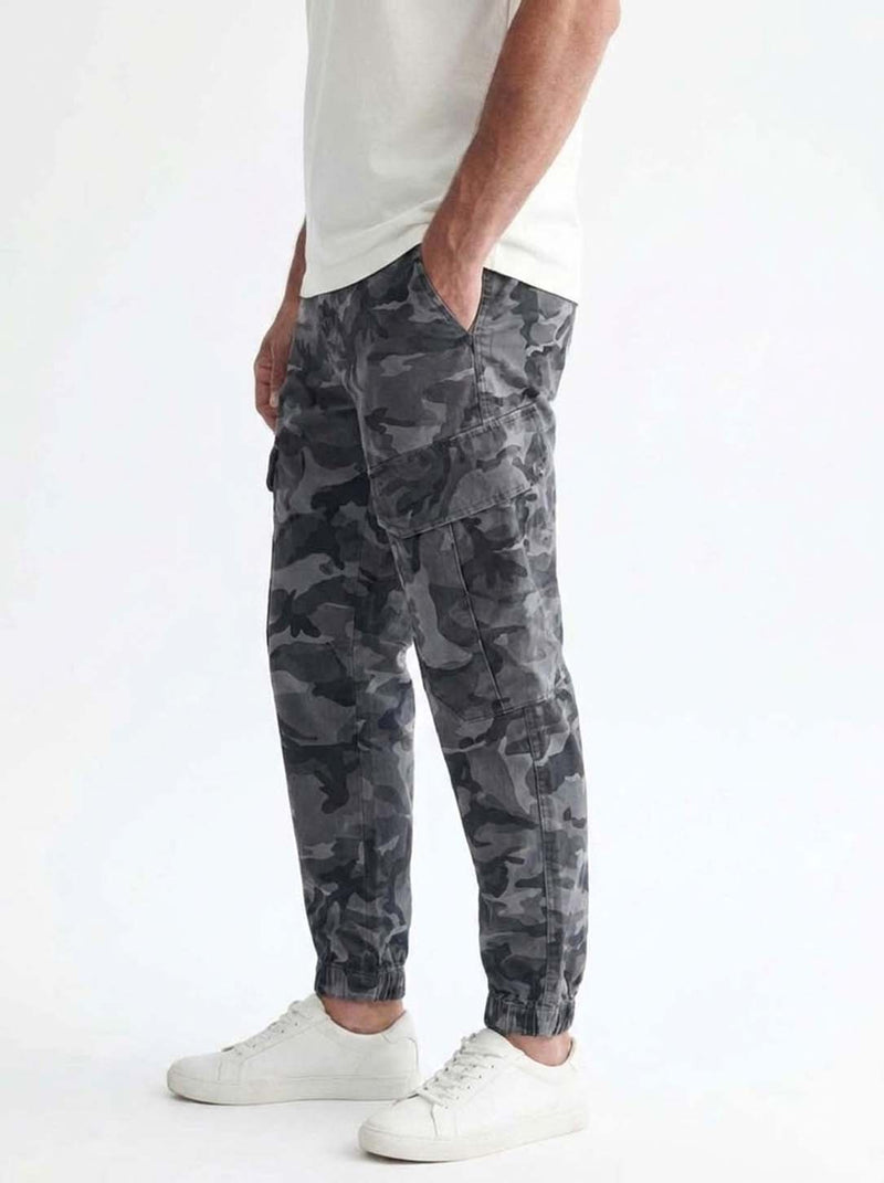 Men’s Premium Camouflage Cargo Jogger Pants – Relaxed Fit