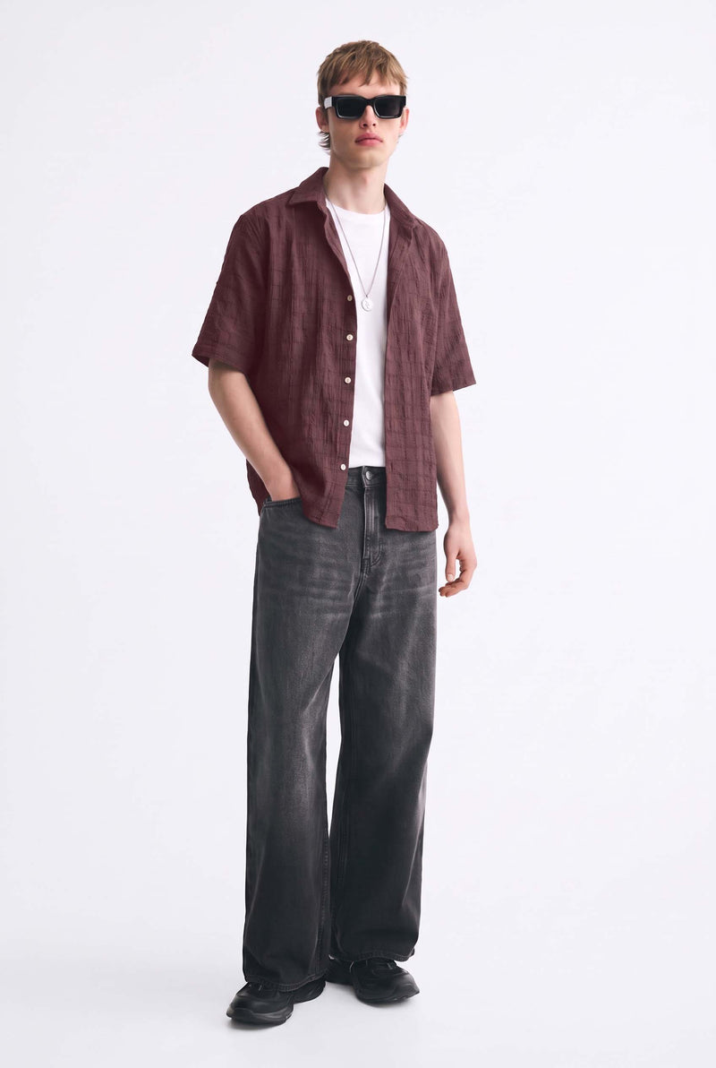 Men's Premium Textured Short-Sleeve Casual Shirt