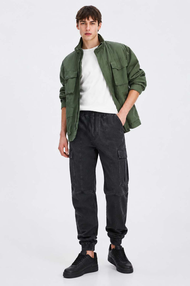 Men's Premium Relaxed-Fit Cargo Joggers