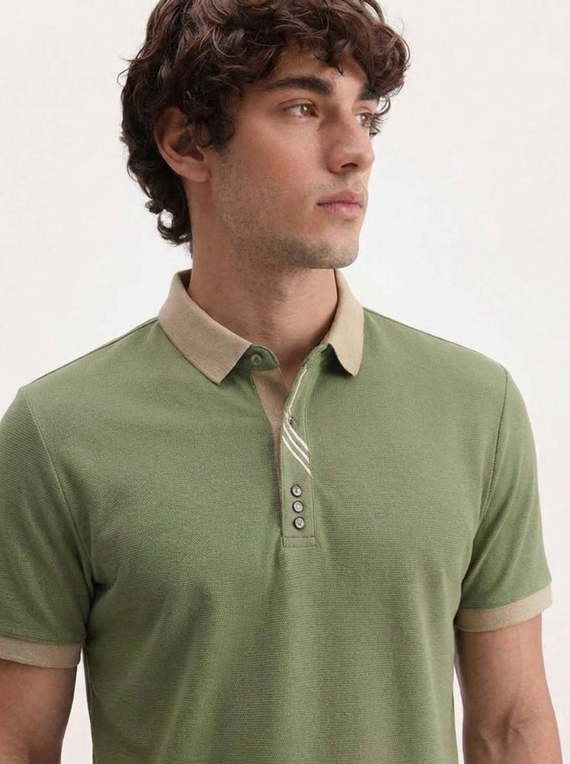 Men’s Premium Contrast Collar Polo T-Shirt
