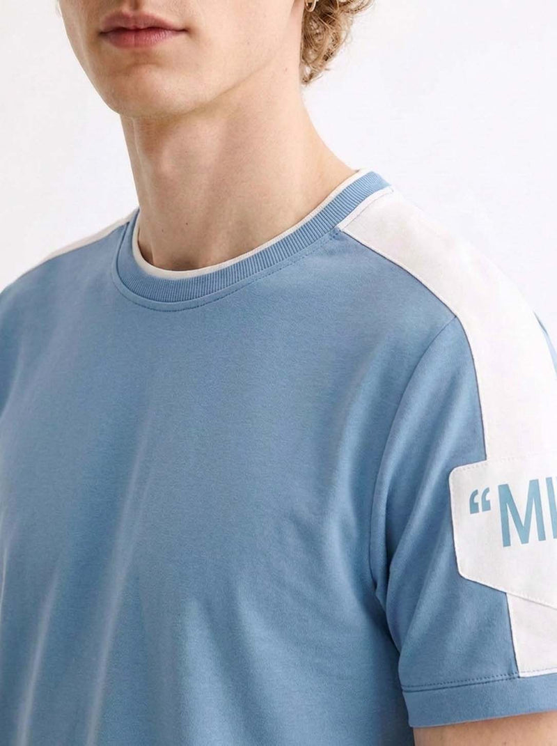 Men's Premium Shoulder Striped Round Neck T-Shirt