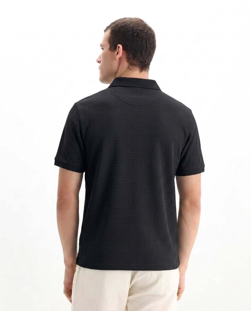 Men’s Premium Textured Half-Zip T-Shirt with Chest Pocket