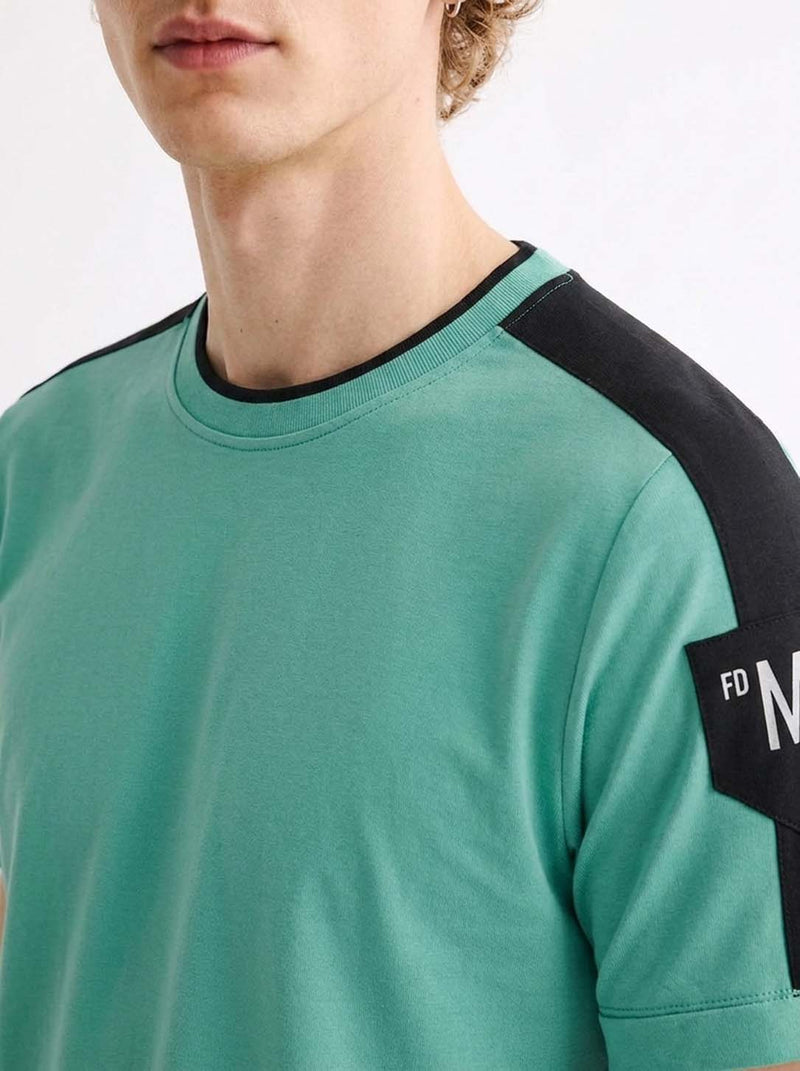 Men's Premium Shoulder Striped Round Neck T-Shirt