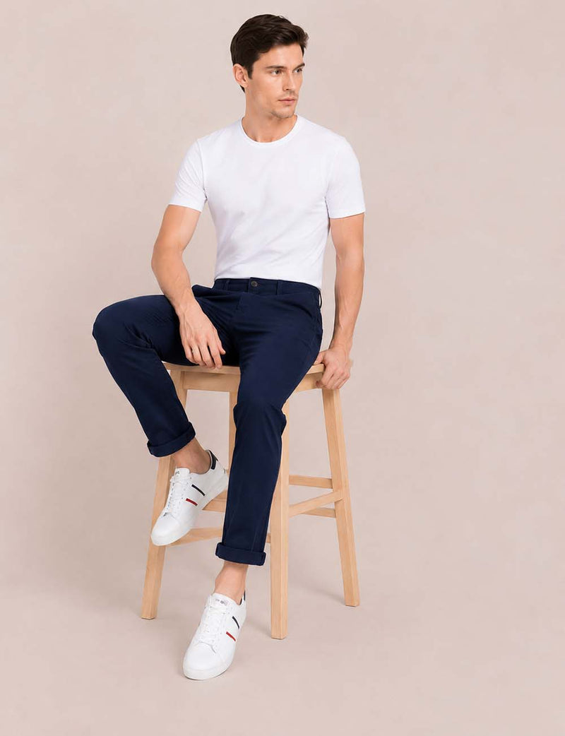 Men’s Classic Chino Trousers – Comfortable Regular-Fit Casual Pants