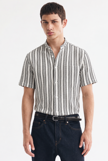Men's Premium Textured Printed Mandarin Collar Short-Sleeve Shirt - Black / S